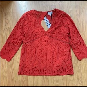 Sezane detail top with back design